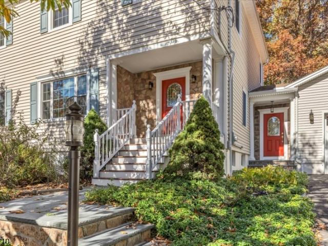 House for sale in Martinsville, New Jersey