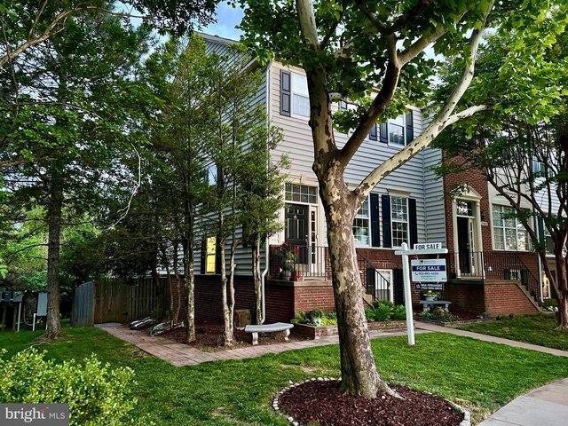 Townhouse for sale in Virginia
