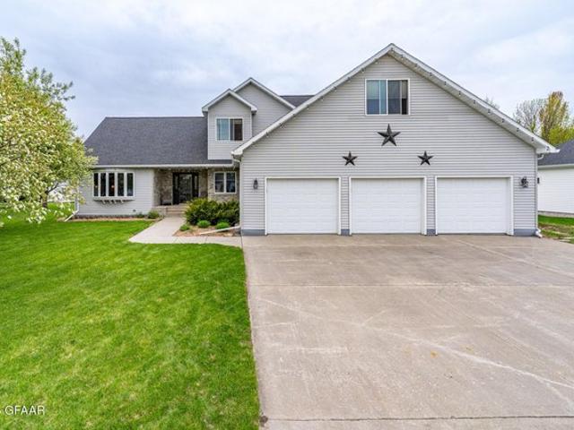 House for sale in East Grand Forks, Minnesota