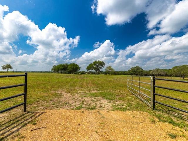 Land for sale in Flatonia, Fayette County