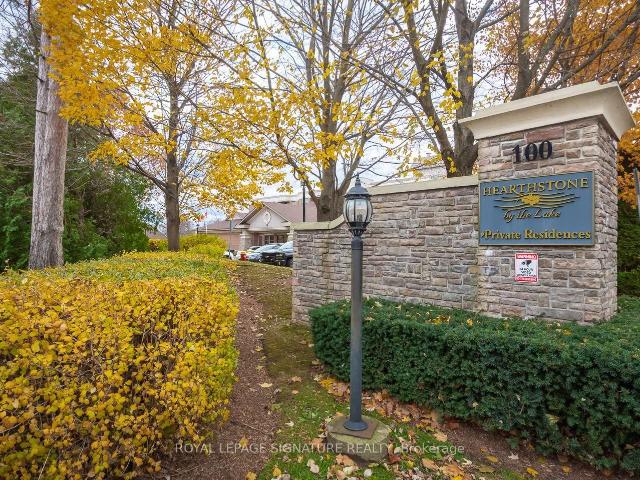 Condo for sale in Burlington, Golden Horseshoe