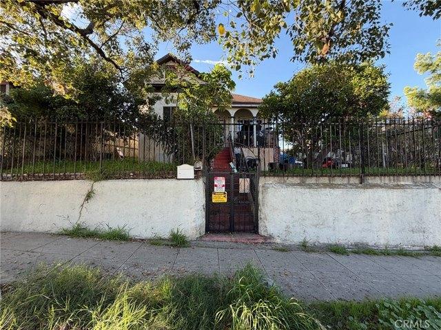House for sale in Canoga Park, California