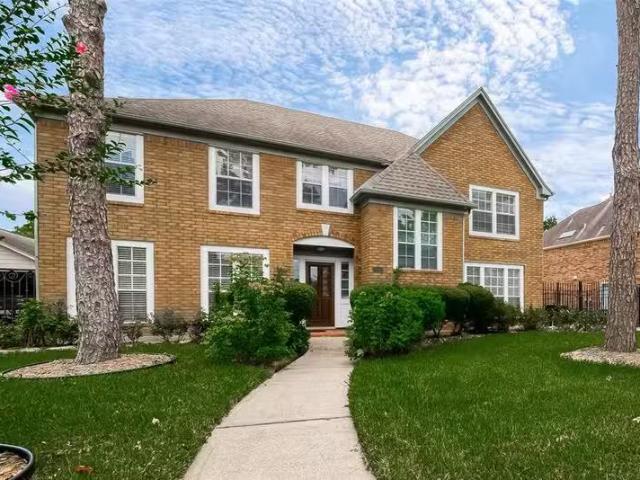 House for sale in Pasadena