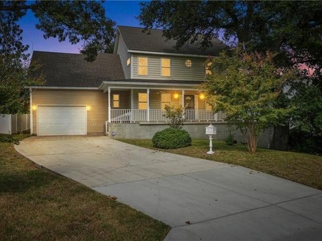 House for sale in East Ocean View, Norfolk