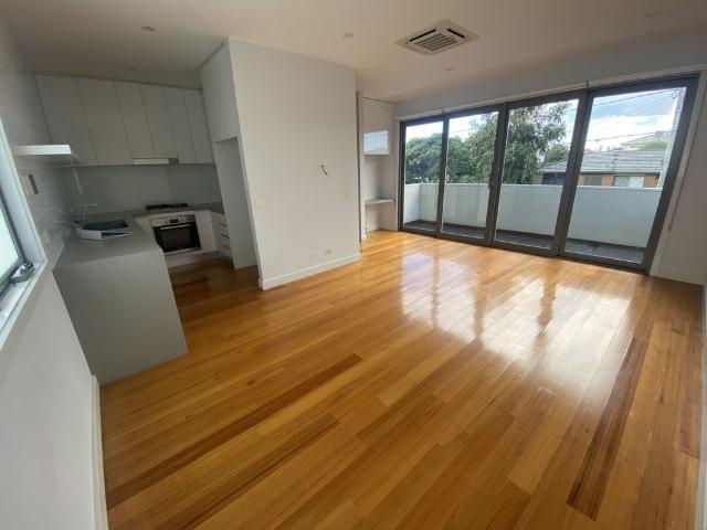 Townhouse for rent in Camerons Creek, Victoria