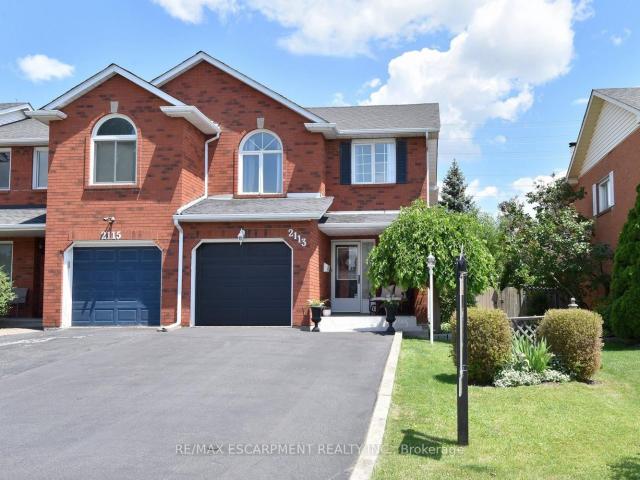 Townhouse for sale in Woburn, Ontario