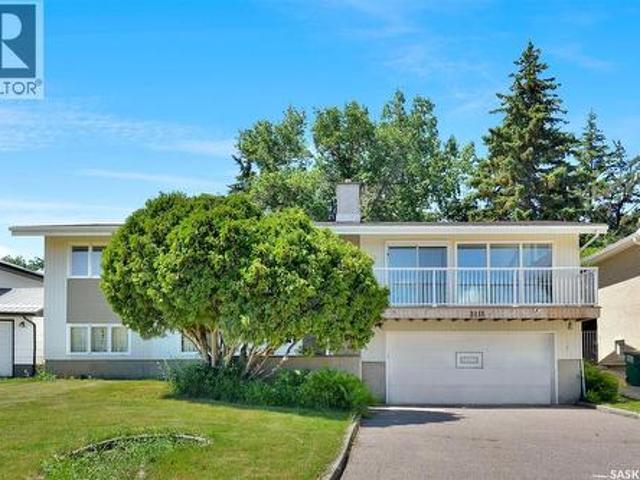 House for sale in Saskatoon, Saskatchewan