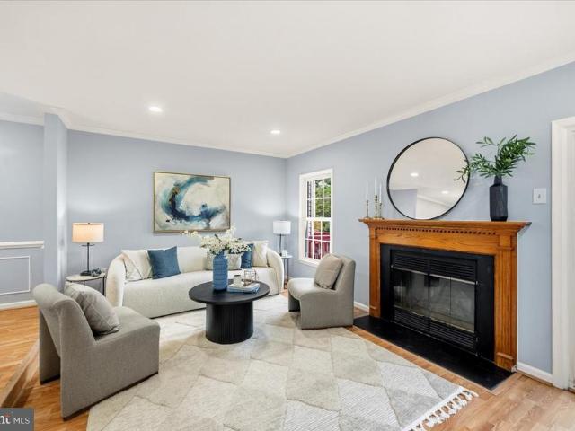 Townhouse for sale in Ashburn Farm, Ashburn