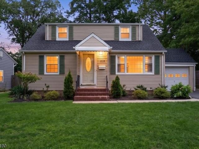 House for sale in Scotch Plains, New Jersey