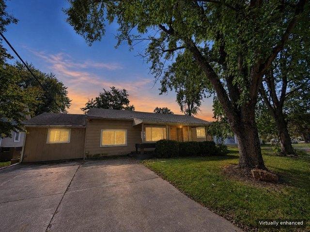 House for sale in Henderson, Henderson County