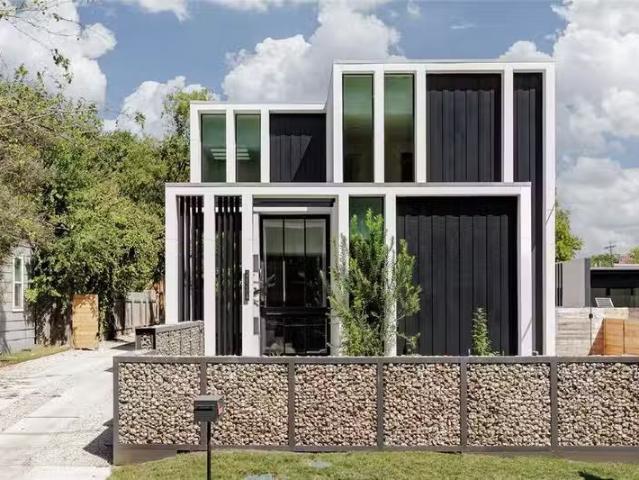 House for sale in Austin