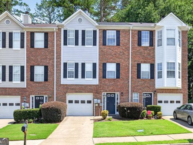 Townhouse for sale in Buford, Georgia
