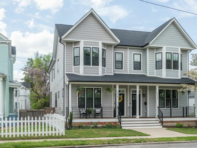 Townhouse for sale in Richmond