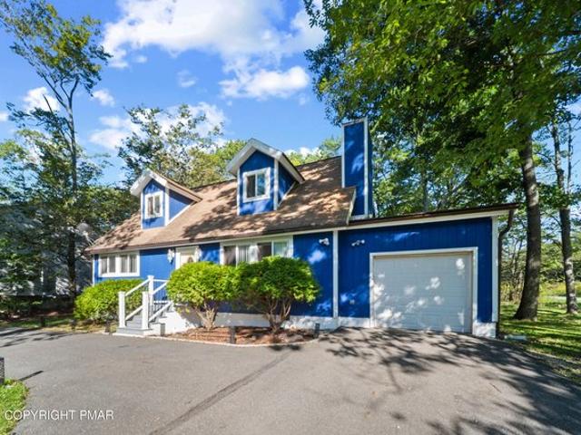 House for sale in Cresco, Pennsylvania