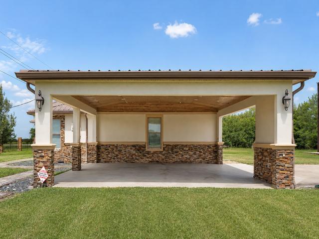 House for sale in Wallis, Texas