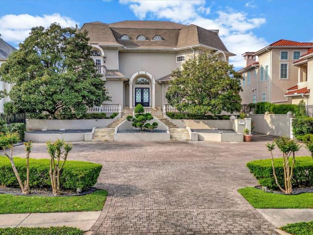 House for sale in Kemah