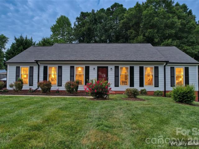 House for sale in Mecklenburg, North Carolina