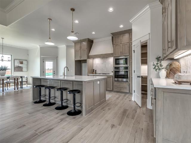 House for sale in Mustang, Canadian County
