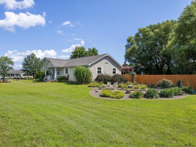 House for sale in Whiteside, Illinois