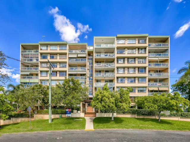 Apartment for rent in Toombul, Queensland