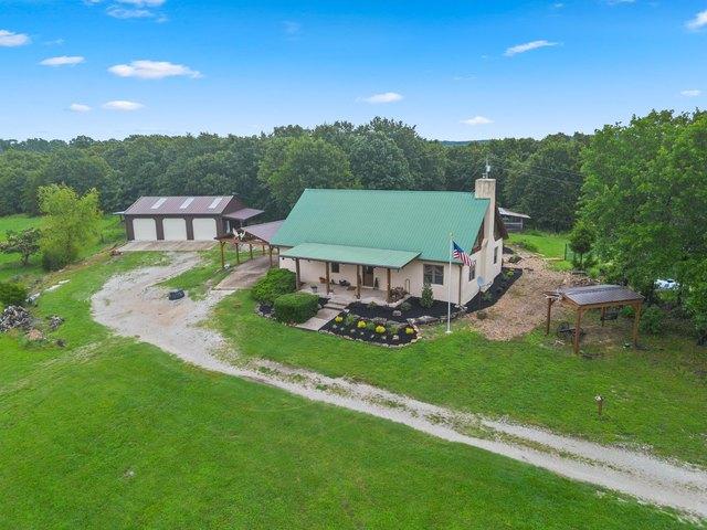 Farm for sale in Taneyville, Taney County