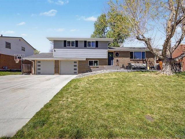 House for sale in Lakewood, Colorado