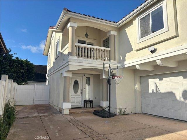 Townhouse for sale in Redondo Beach, California