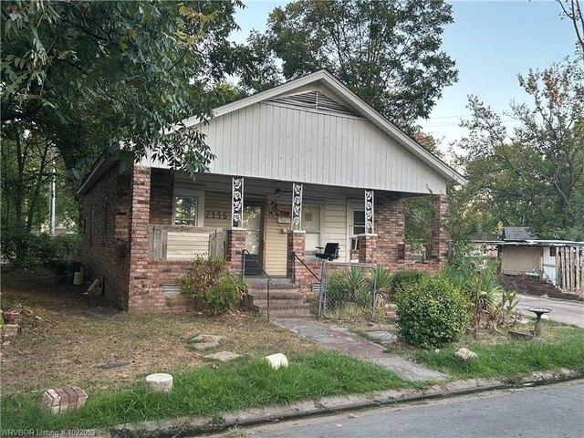 House for sale in Ark