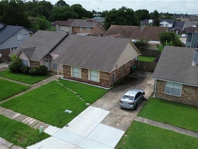 Townhouse for sale in Harvey, Louisiana