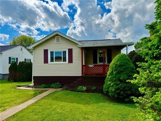 House for sale in Houston, Pennsylvania
