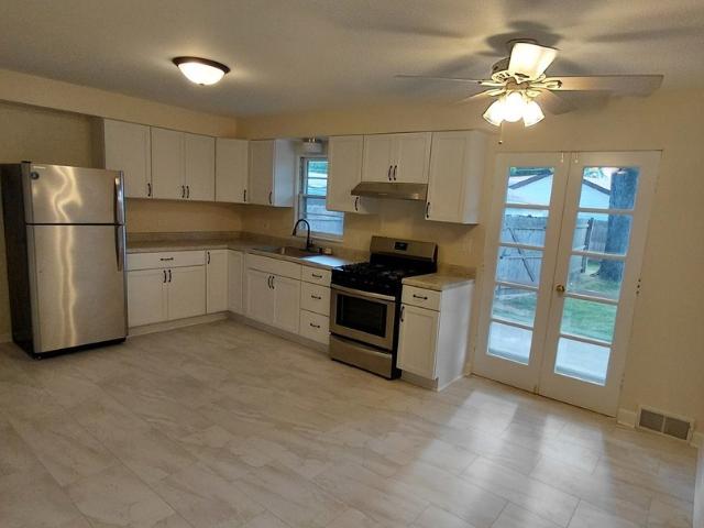 Property for rent in Waukegan, Illinois