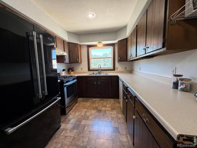 House for sale in Kit Carson, Colorado