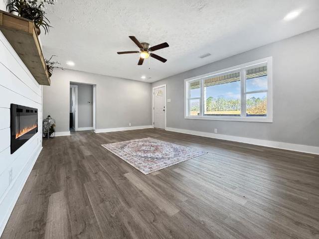 House for sale in Lafayette, Alabama