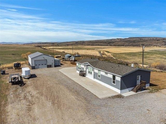 House for sale in Manhattan, Montana