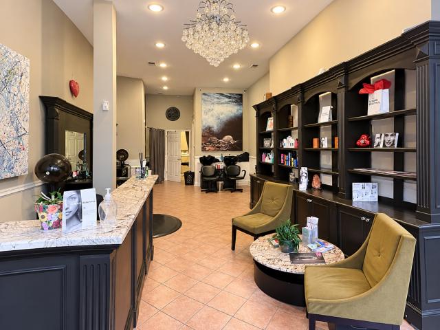 Commercial for sale in Bricktown, Chicago