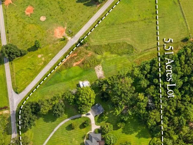 House for sale in Moreland, Georgia