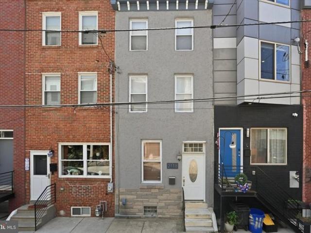 Townhouse for sale in Philadelphia, Pennsylvania
