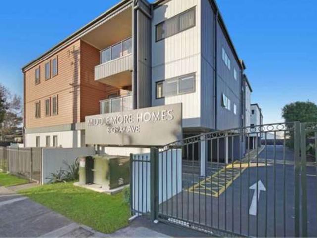 Apartment for sale in Owhata