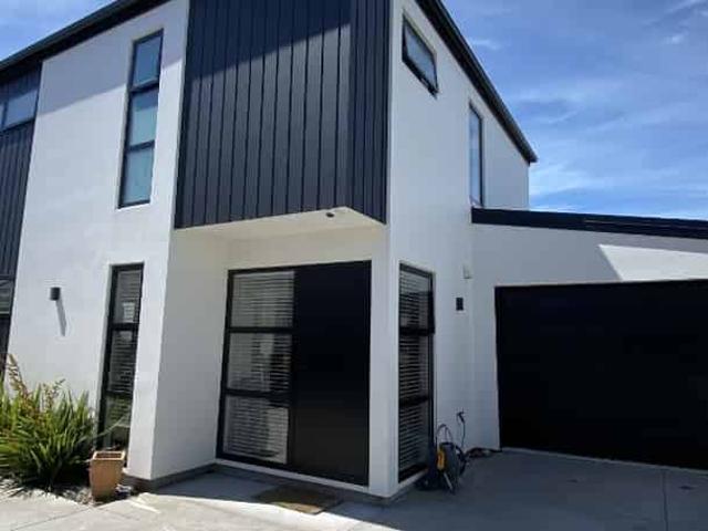 House for rent in Heathcote, Canterbury