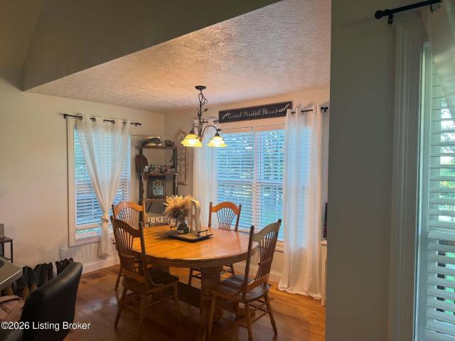 House for sale in Cecilia, Kentucky