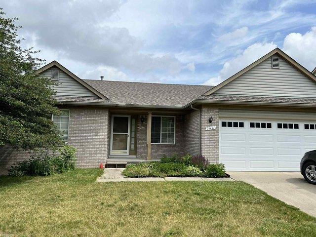 Condo for sale in Clinton Township, Michigan