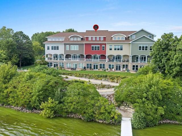 House for sale in De Pere, Brown County