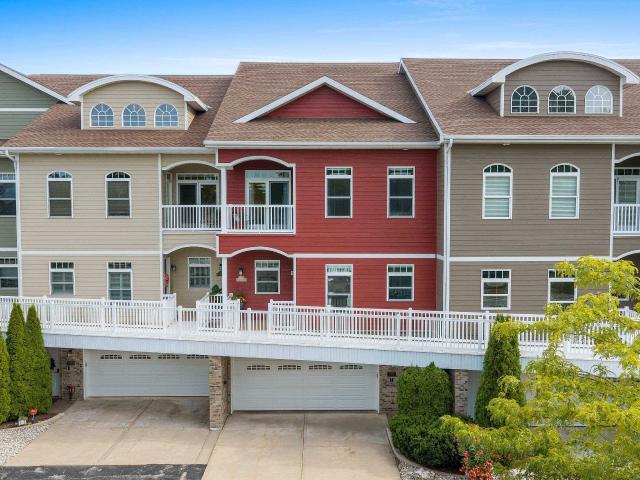Condo for sale in De Pere, Brown County