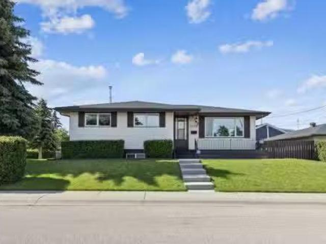 House for sale in Northwest, Alberta