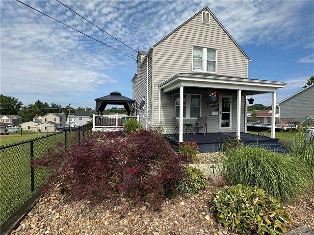 House for sale in Latrobe, Pennsylvania