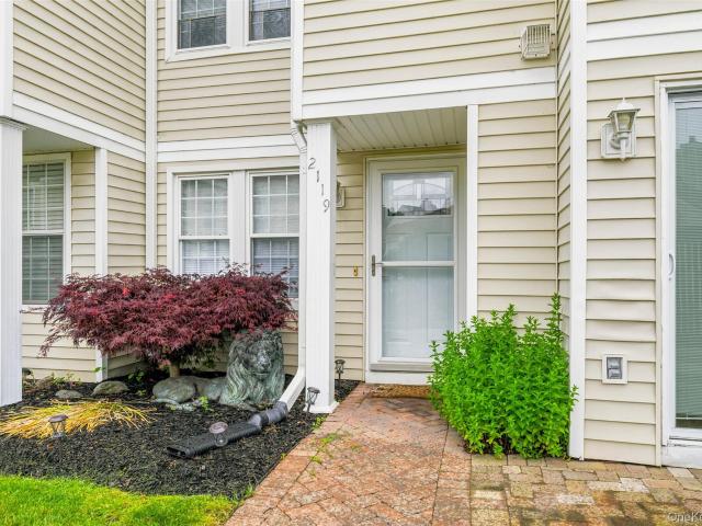 Condo for sale in Chester, New York
