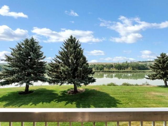 Condo for sale in Medicine Hat