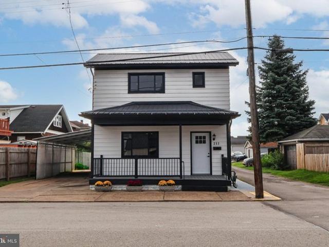 House for sale in Beaver, Pennsylvania