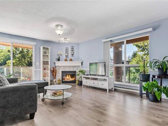 House for sale in Abbotsford