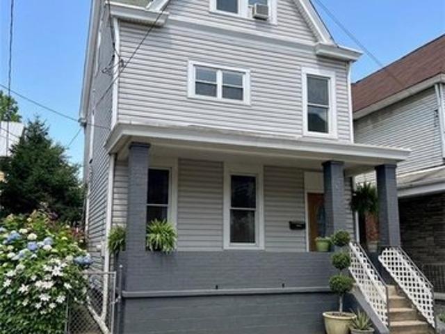 House for sale in Pittsburg, Pennsylvania